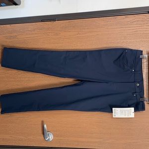 Lululemon men’s ABC pants slim size 30 32"Length